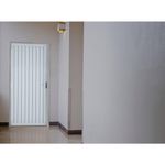 PORTA-LUCASA-FACILITA-DE-GIRO-CALHA-DIREITA